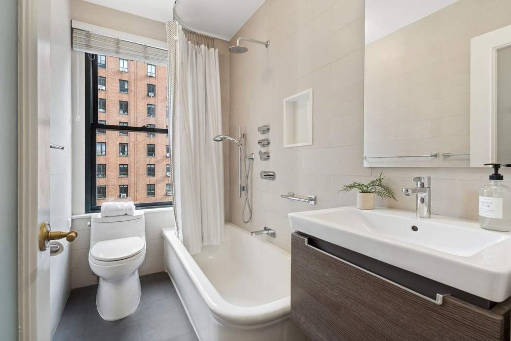755 West End Avenue, Unit 8A photo 12