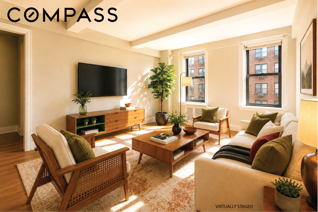 321 East 54th Street, Unit 9B photo 3