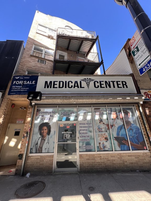 102-45 Jamaica Avenue – For Sale photo 3