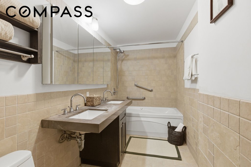 145 Park Place, Unit 3D photo 8