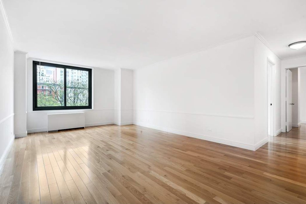 40 East 94th Street #3E