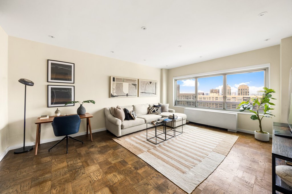 170 West End Avenue, Unit 30J