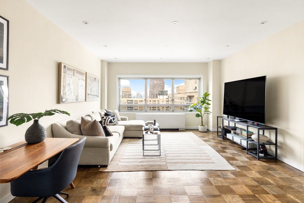 170 West End Avenue, Unit 30J photo 3