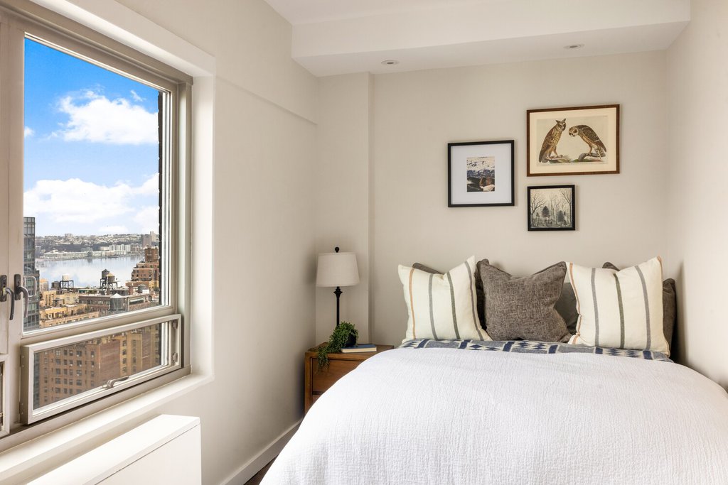 170 West End Avenue, Unit 30J photo 8