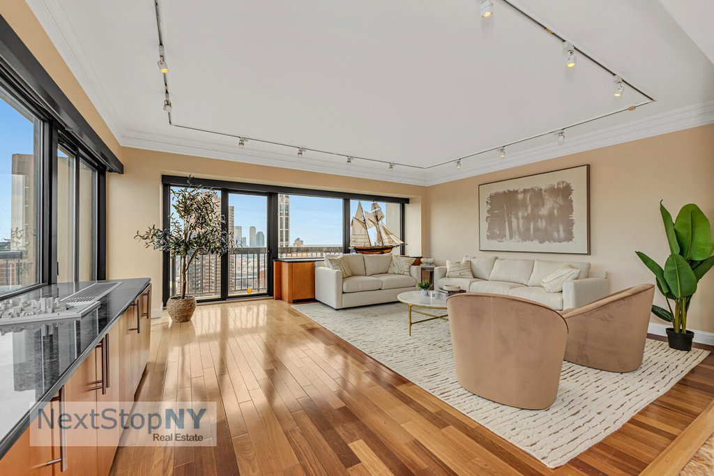 300 East 59th Street, Unit PH06