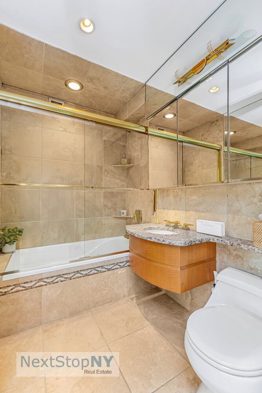 300 East 59th Street, Unit PH06 photo 12