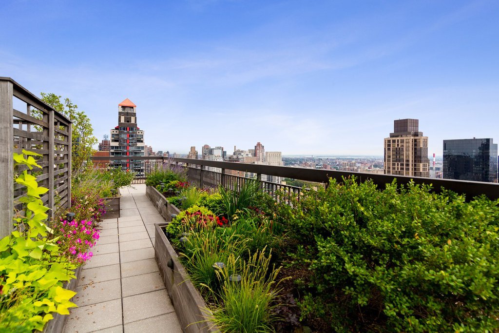 300 East 59th Street, Unit PH06 photo 14
