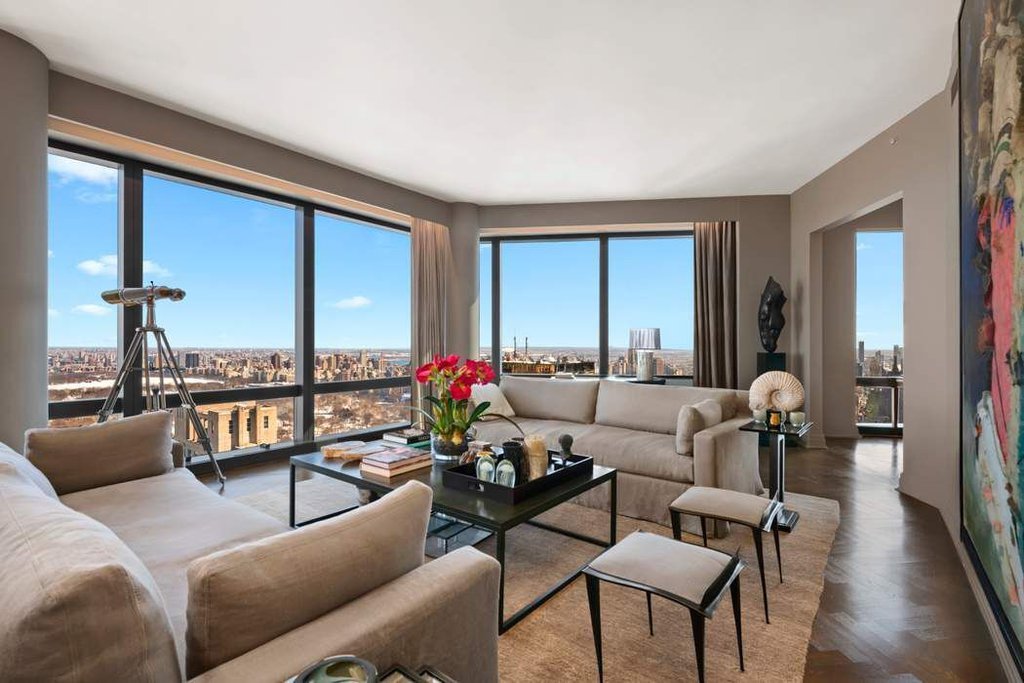 80 Columbus Circle, Unit NT73B photo 3