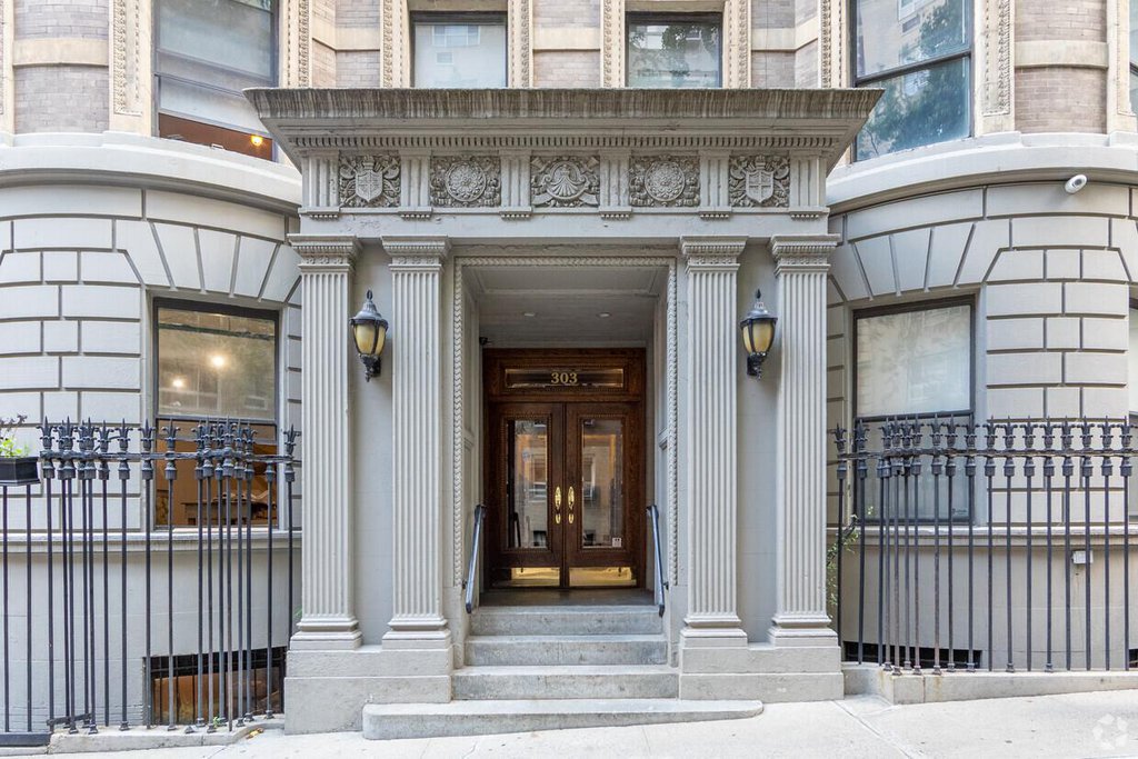 303 West 80th Street, Unit 1A photo 10
