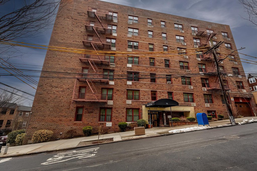 75 West 238th Street, Unit 2D photo 24