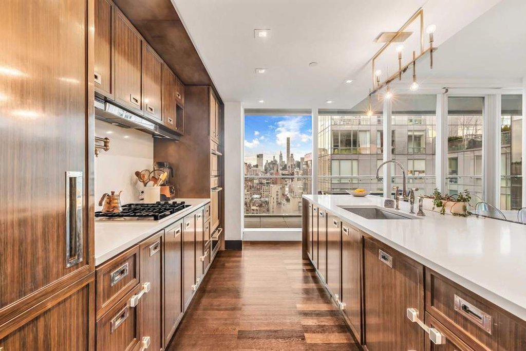 151 East 85th Street, Unit 19G photo 3