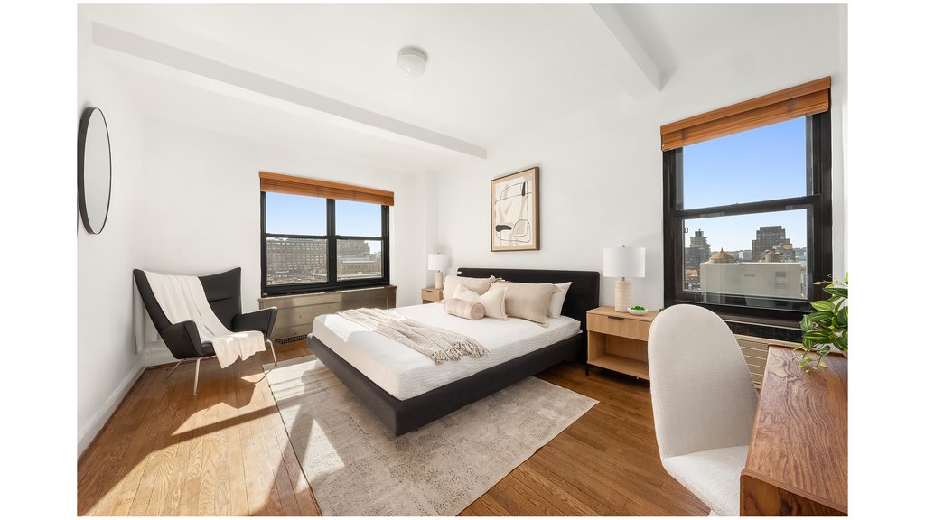 300 West 23rd Street, Unit 14M photo 2