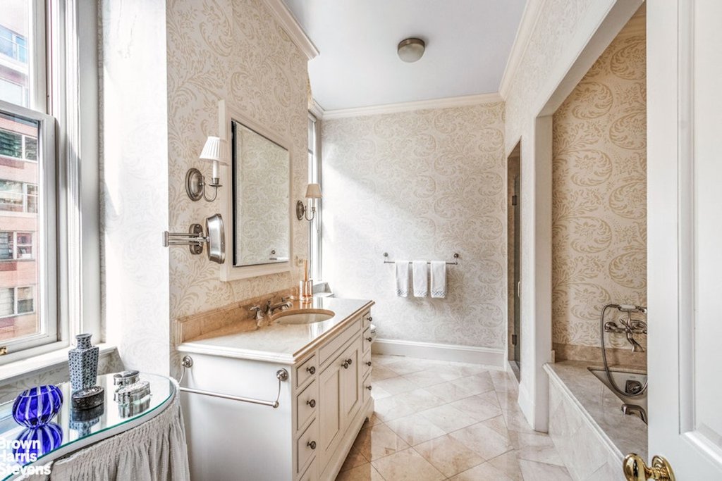 1 Sutton Place South, Unit 11A photo 10
