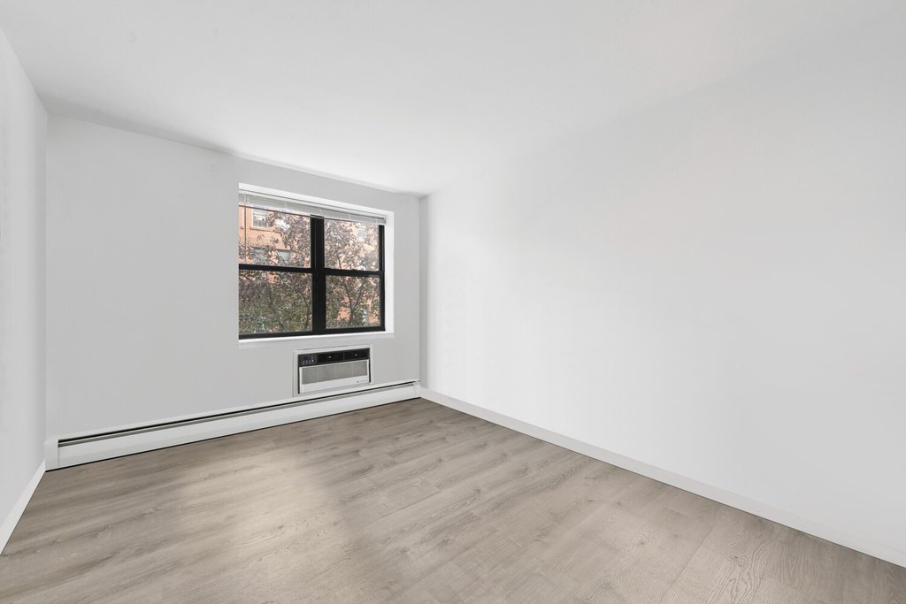 1919 Madison Avenue, Unit 317 photo 7