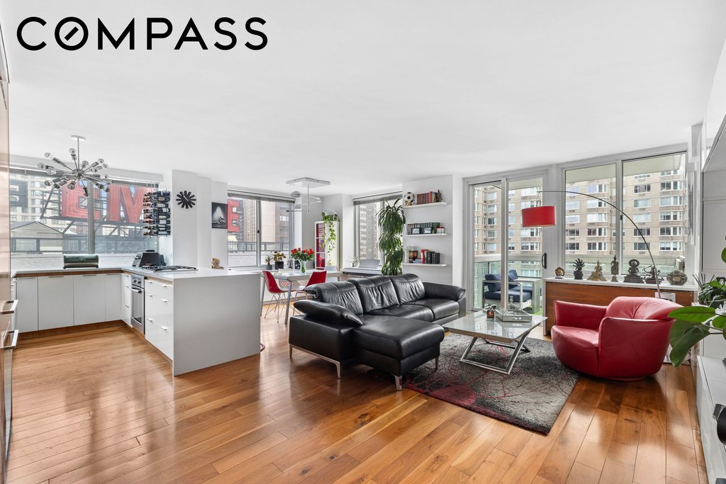 61 West 62nd Street, Unit 16D