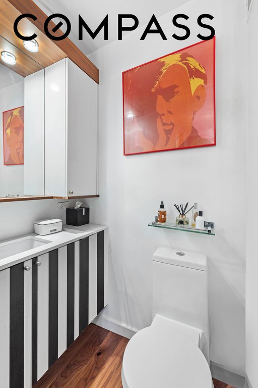 61 West 62nd Street, Unit 16D photo 7