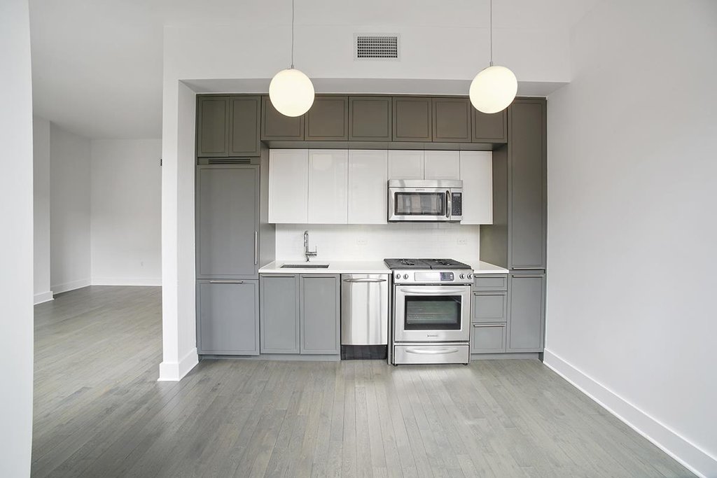 416 West 52nd Street, Unit 520 photo 6