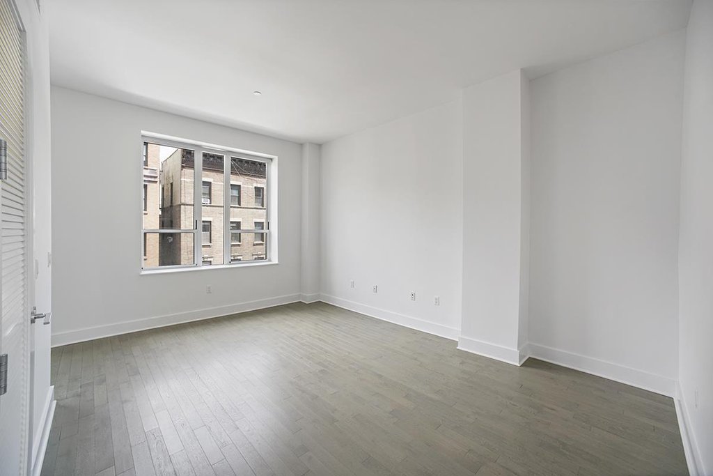 416 West 52nd Street, Unit 520 photo 7