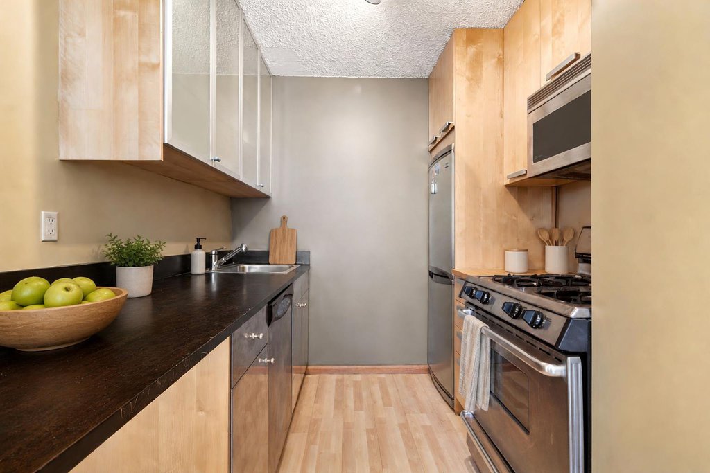 445 Fifth Avenue, Unit 29H photo 3