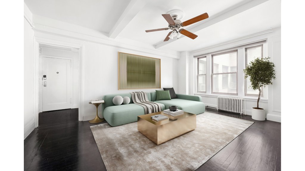 325 West 45th Street, Unit 312