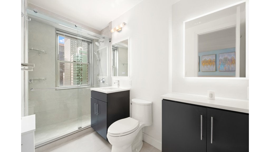 300 East 40th Street, Unit 27B photo 14
