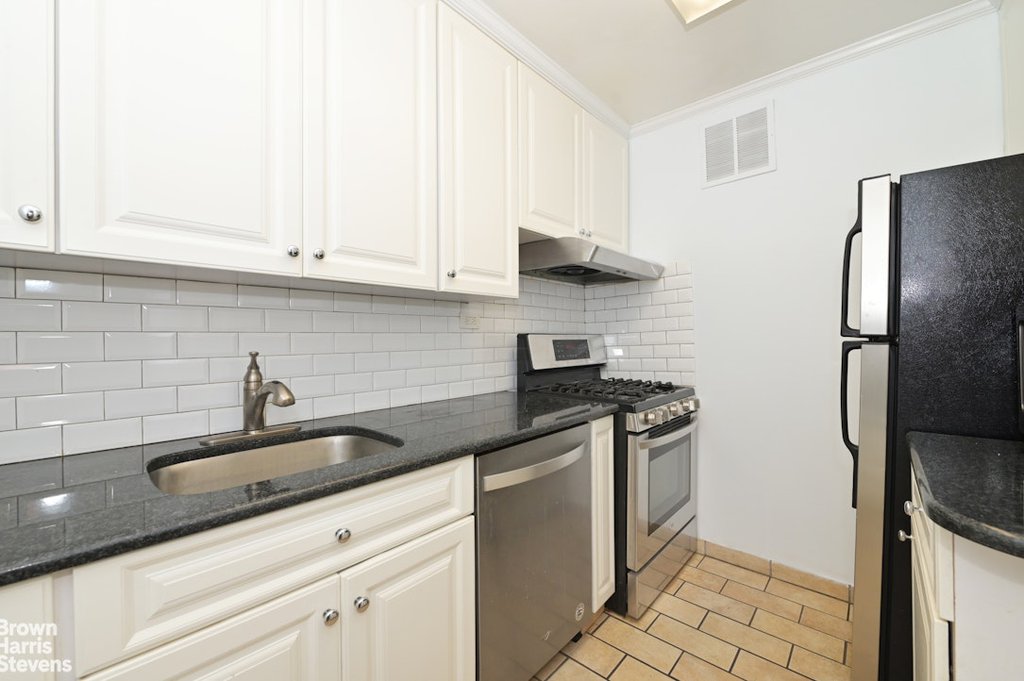 235 East 87th Street, Unit 4B photo 10