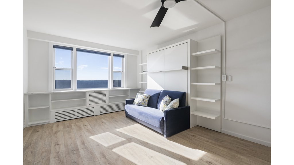 5900 Arlington Avenue, Unit 22P photo 3
