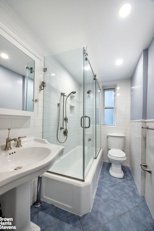 349 East 49th Street, Unit 3T photo 7