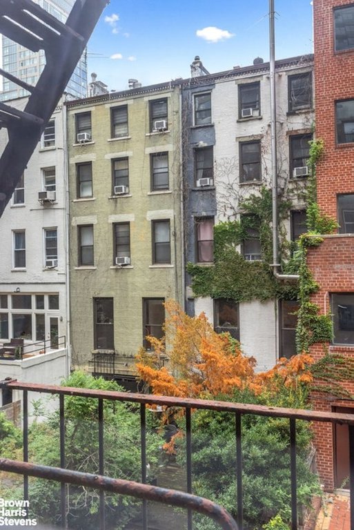 349 East 49th Street, Unit 3T photo 8