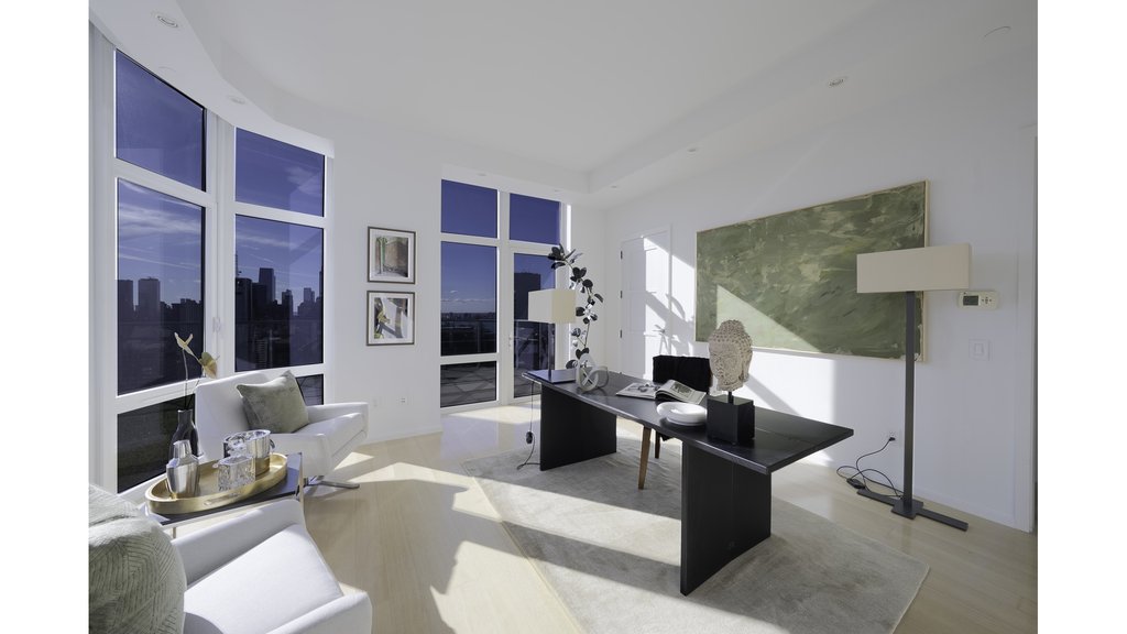 555 West 59th Street, Unit PHC photo 23