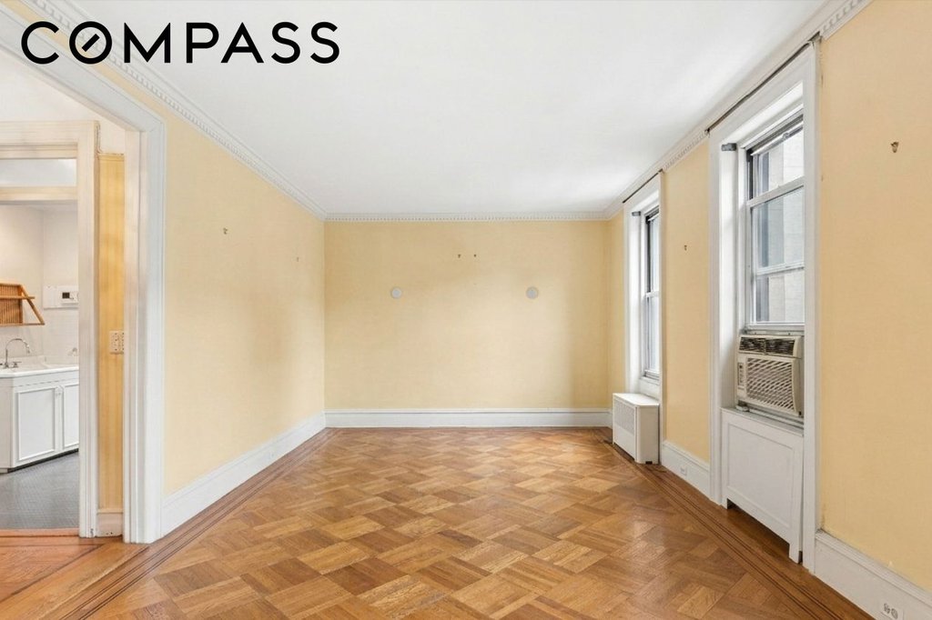 17 East 97th Street, Unit 5A photo 6