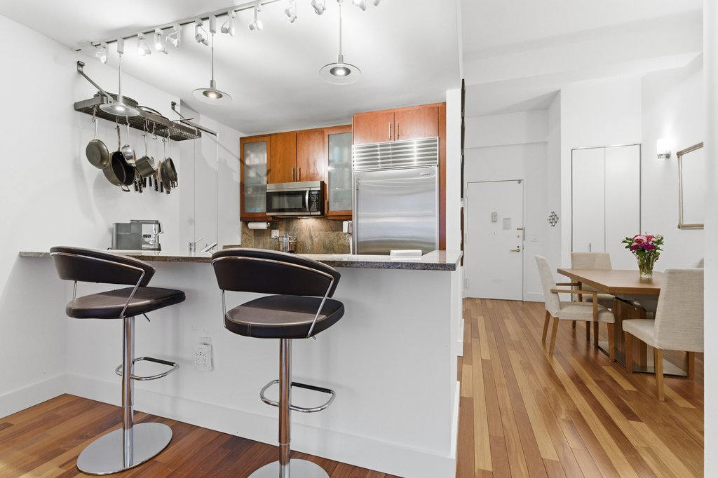 80 John Street, Unit 11C photo 4