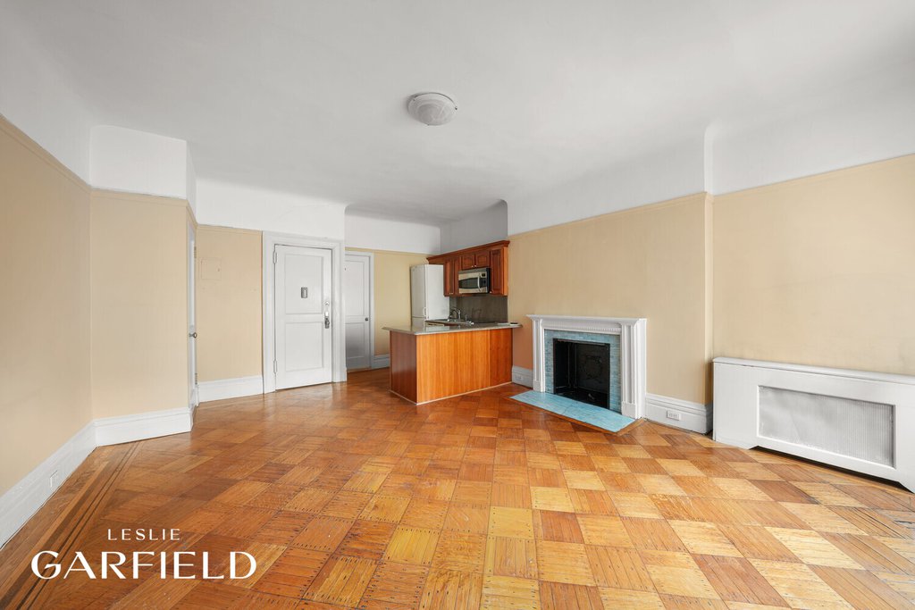 311 West 84th Street – For Sale photo 3
