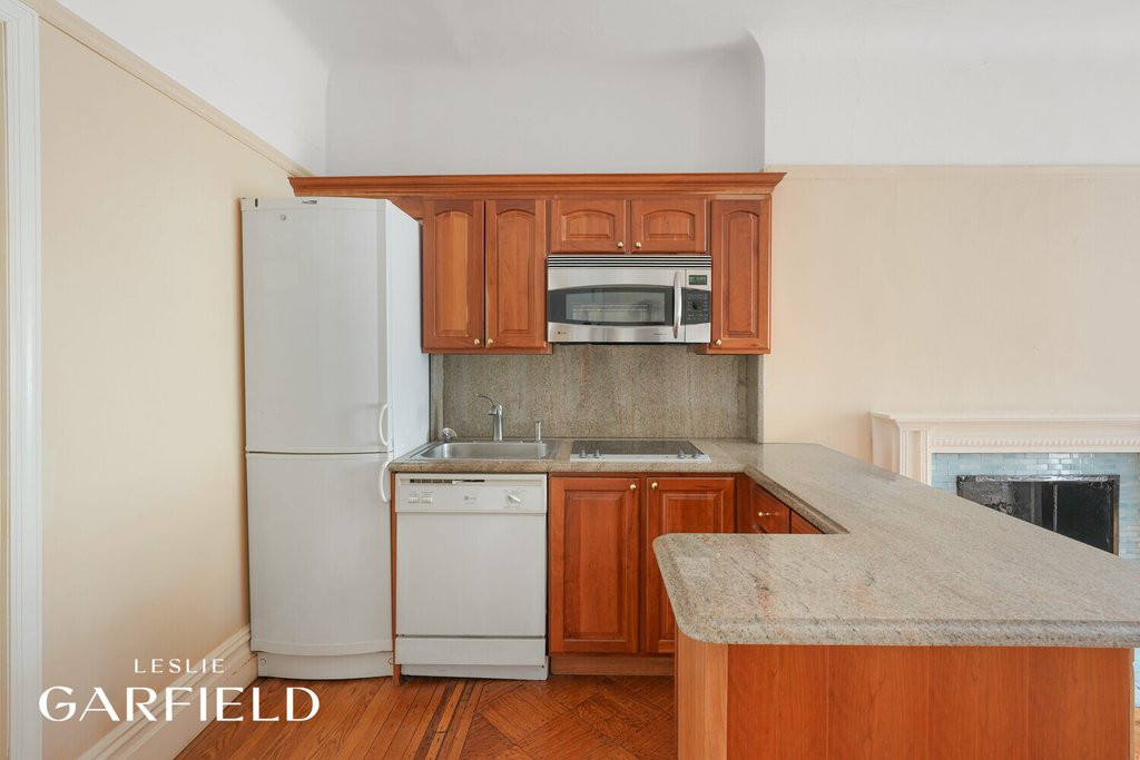 311 West 84th Street – For Sale photo 5