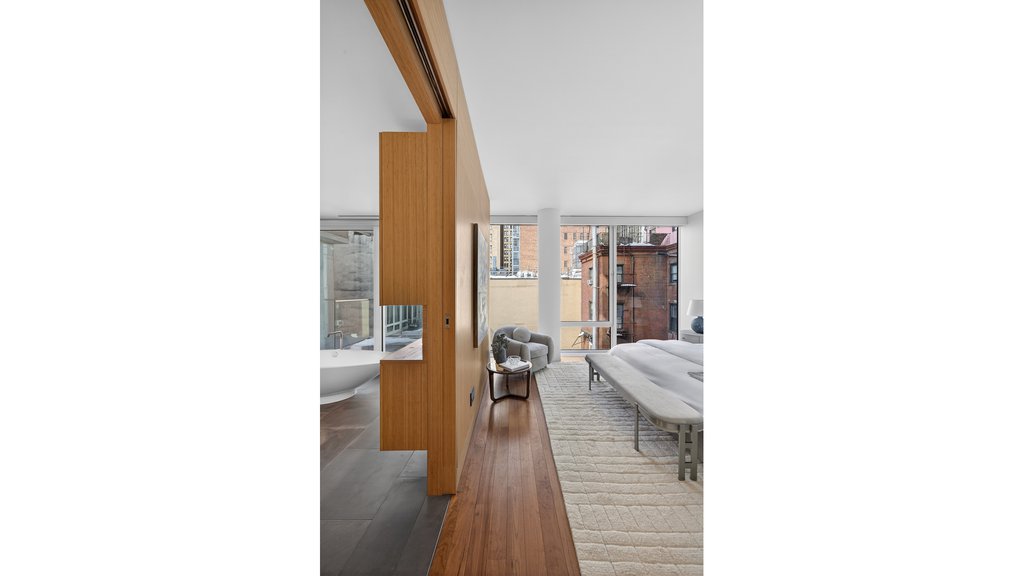 57 Irving Place, Unit 5 photo 5