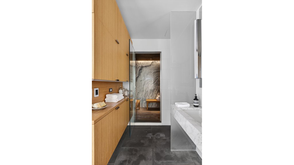 57 Irving Place, Unit 5 photo 6