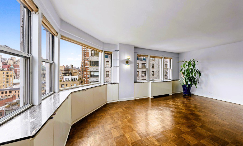174 East 74th Street, Unit 14C photo 3
