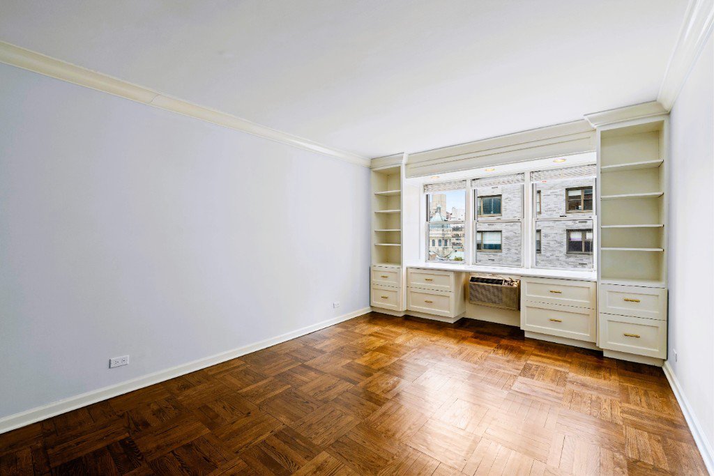174 East 74th Street, Unit 14C photo 8