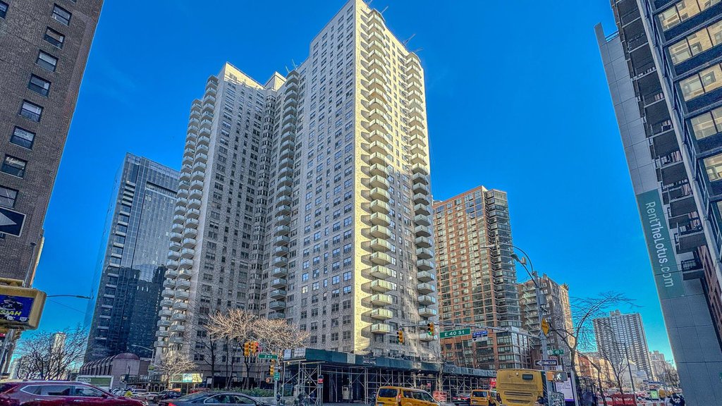 300 East 40th Street, Unit 12E photo 12