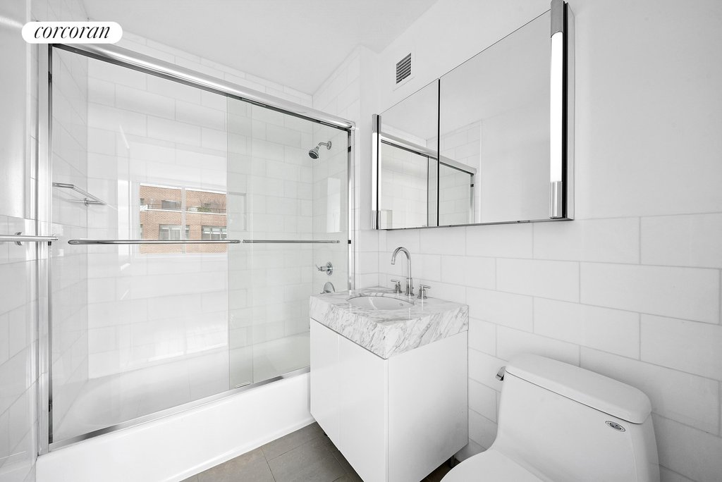 300 East 64th Street, Unit 16A photo 7