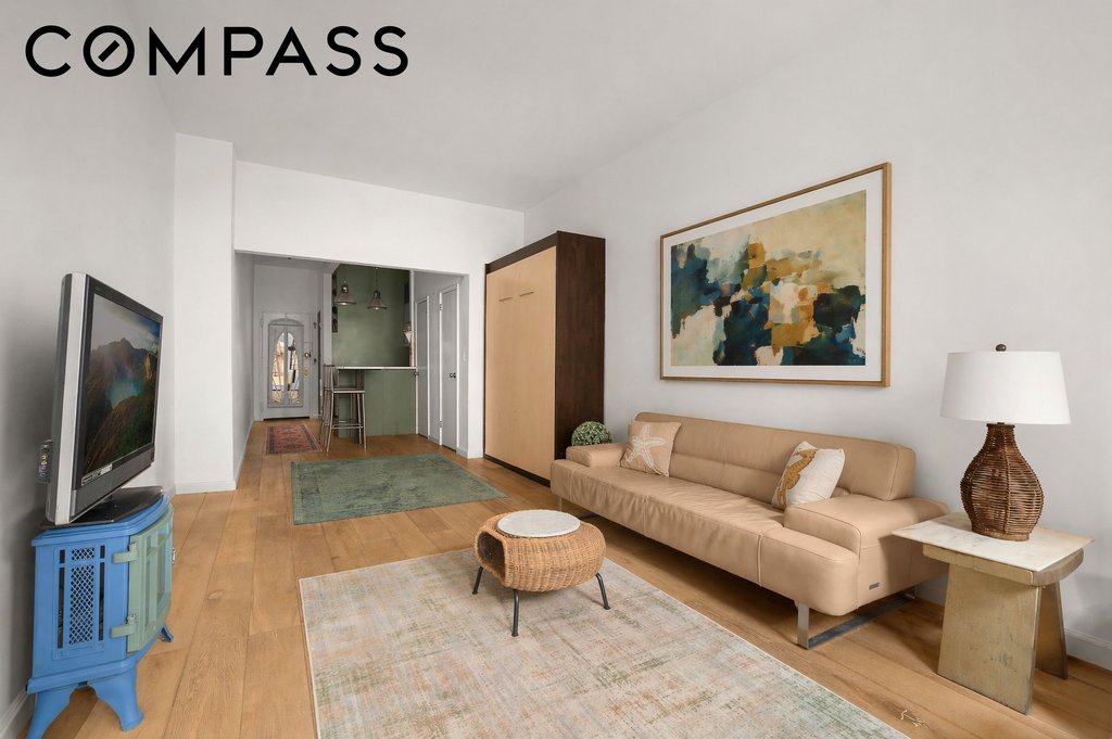 240 East 32nd Street, Unit 1A photo 4