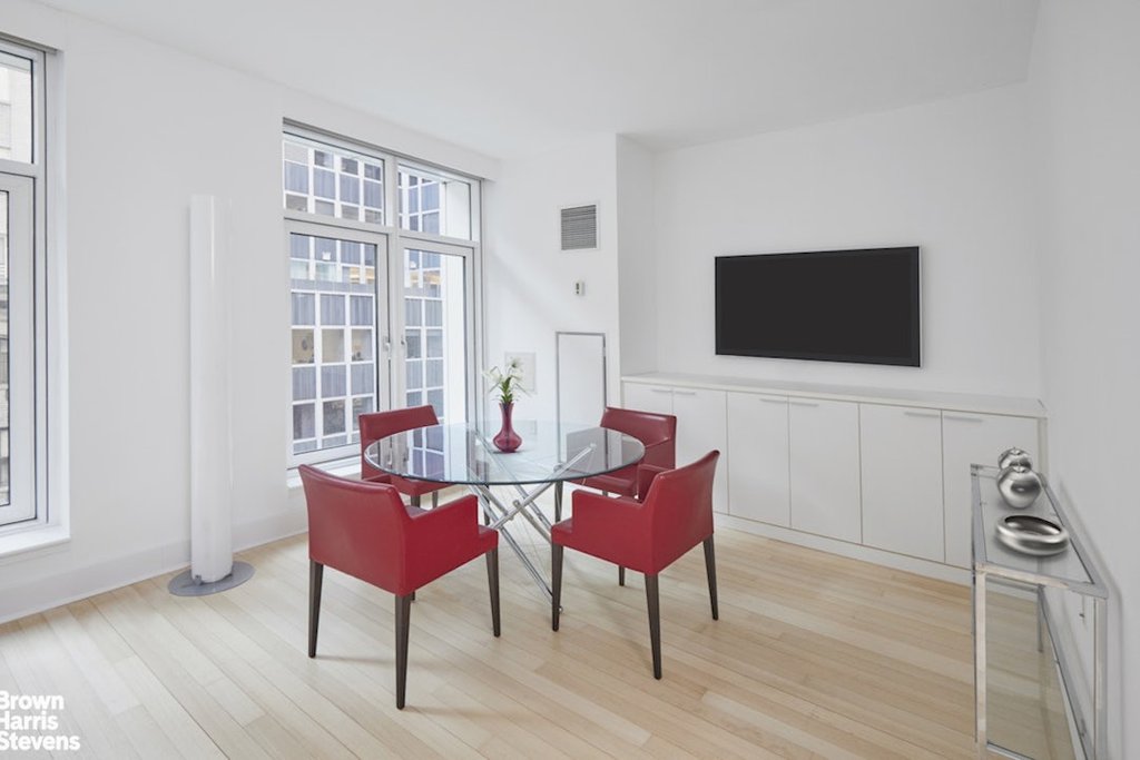 5 East 44th Street, Unit 11 photo 3