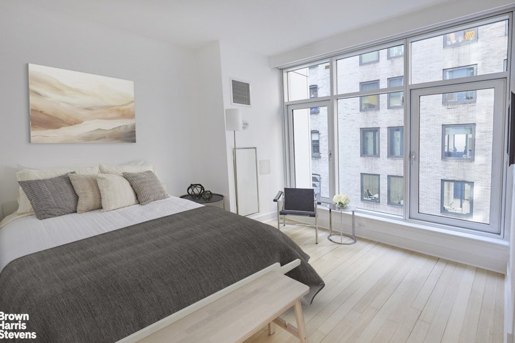 5 East 44th Street, Unit 11 photo 6