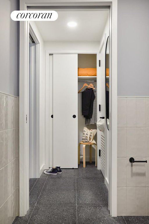 547 West 47th Street, Unit 315 photo 7