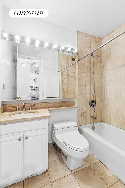 350 West 50th Street, Unit 7C photo 5
