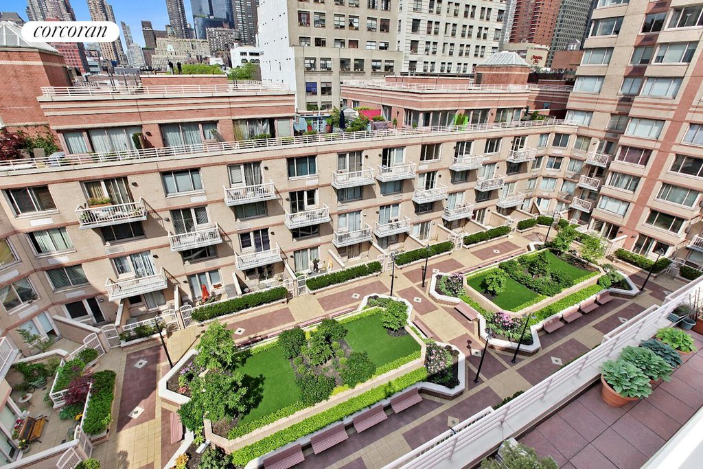 350 West 50th Street, Unit 7C photo 9