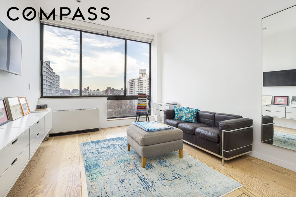 77 Bleecker Street, Unit 1006W