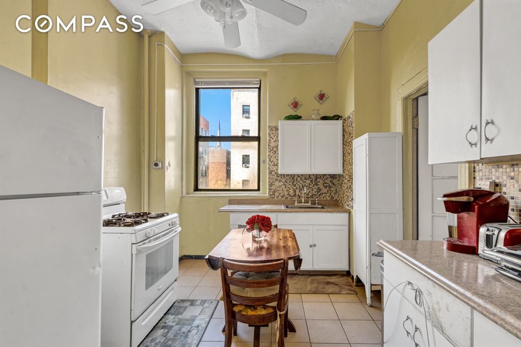 50 West 124th Street, Unit 3E photo 4