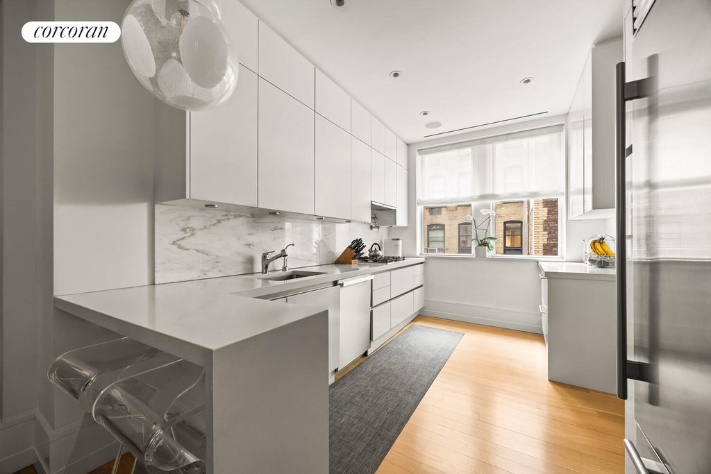 850 Park Avenue, Unit 5D photo 5
