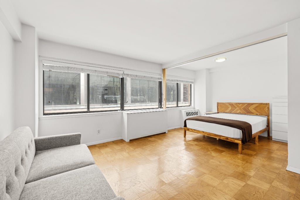 310 West 56th Street, Unit 10E photo 7